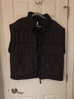 Fabletics Black Oversized Puffer Vest